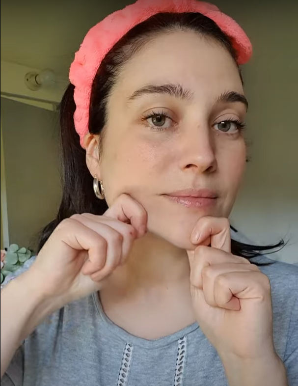 Masaje cuello y papada