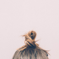Estrés y caída del cabello: Qué productos pueden ayudarnos a combatirlo
