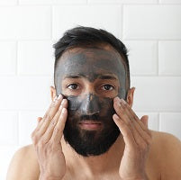 Exfoliación facial: recomendaciones para una piel sana